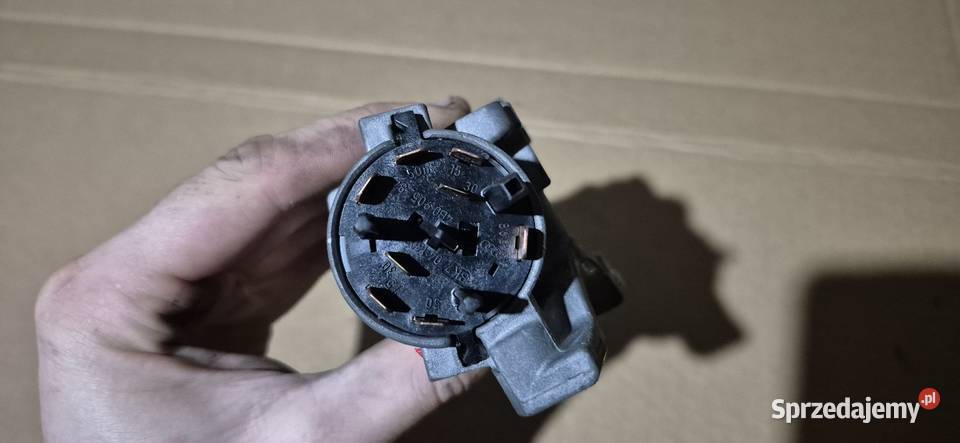 Stacyjka Vw Polo 9N Golf 4 Bora Passat B5 osobowe Słupsk