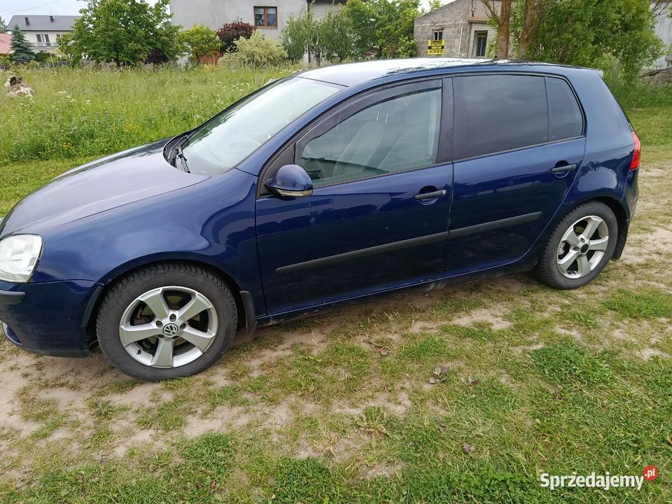 Volkswagen Golf 5 Stopnica