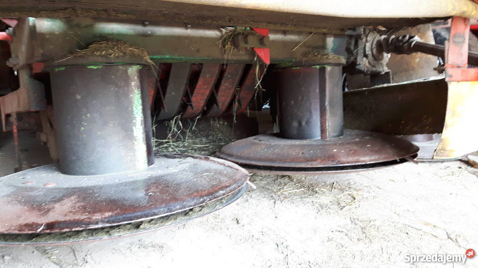 Przyczepa z kosiarką Ścinacz zielonek Krynki-Sobole