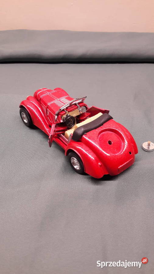 Metalowy model samochodu BMW 328 z 1936r Głuchołazy