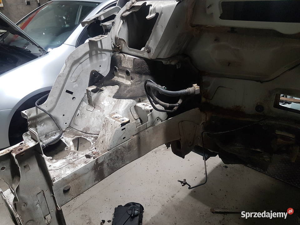 PEUGEOT 3008 I 2011 PODLUZNICA PRAWA CWIARTKA Turkowice