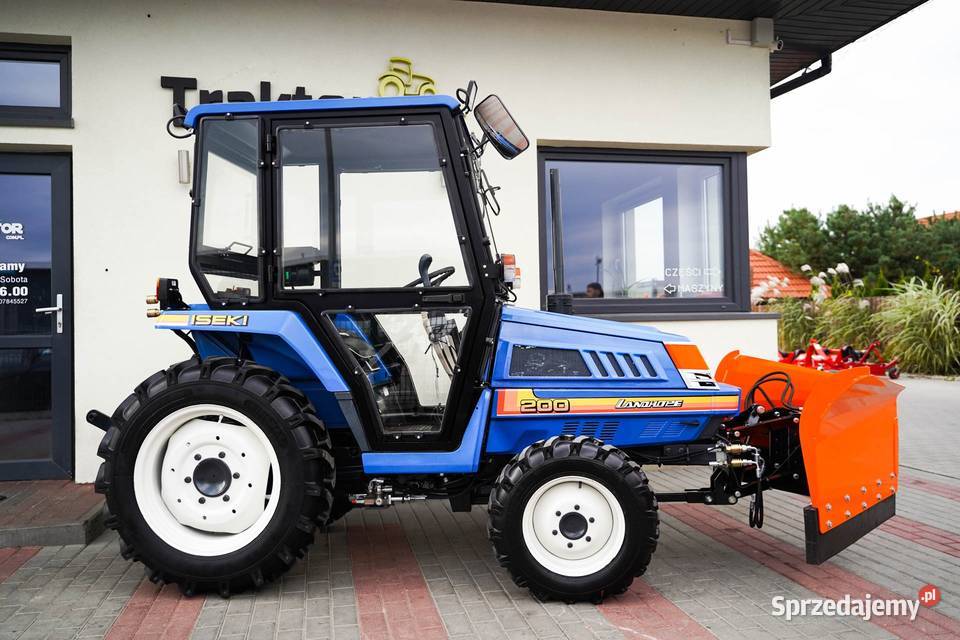 Iseki TU200F 4x4 20 z kabiną i pługiem Rolnictwo Tajęcina sprzedam