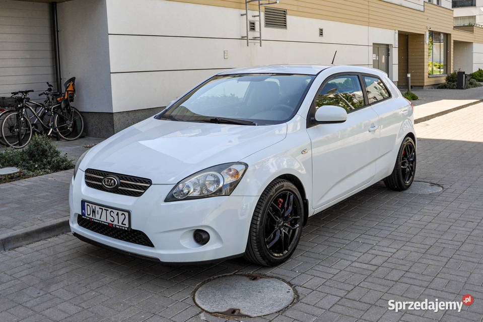Kia ProCeed 14 bezwypadkowy Lift 151 nieuszkodzony Wrocław