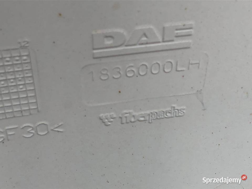 OWIEWKA KABINY LEWA DAF XF 1836000