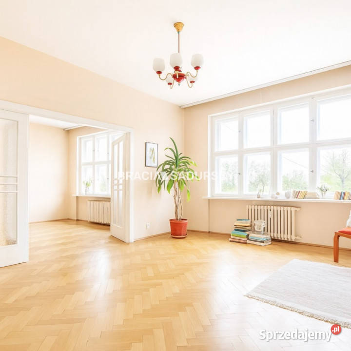 sprzedaży mieszkania 1177m 4 pokojowe Kraków