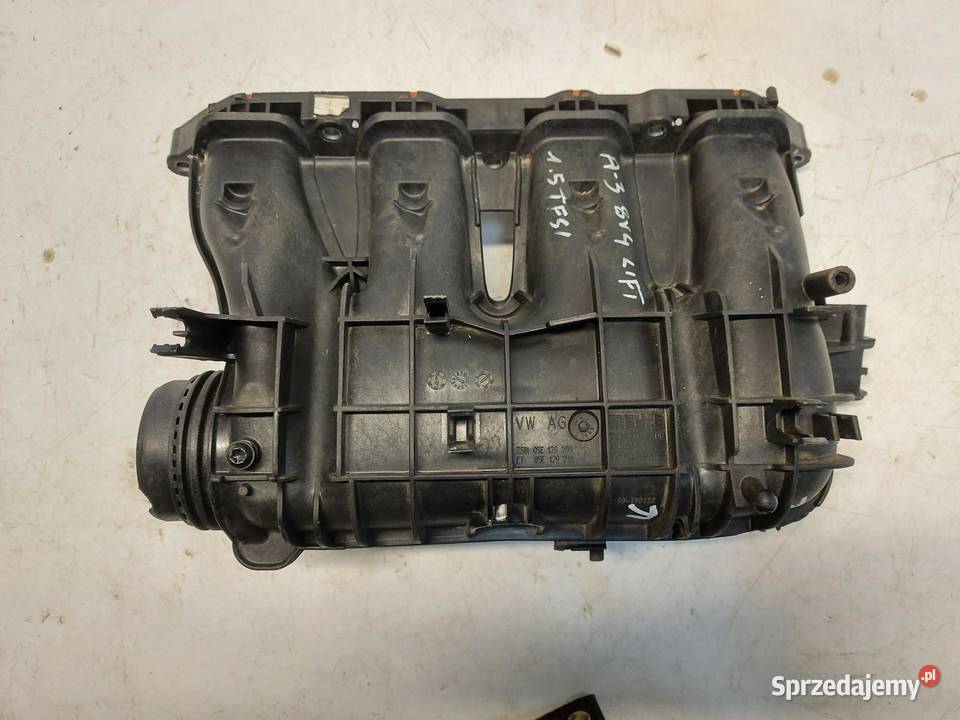 AUDI A3 8Y4 15 TFSI Kolektor ssący osobowe