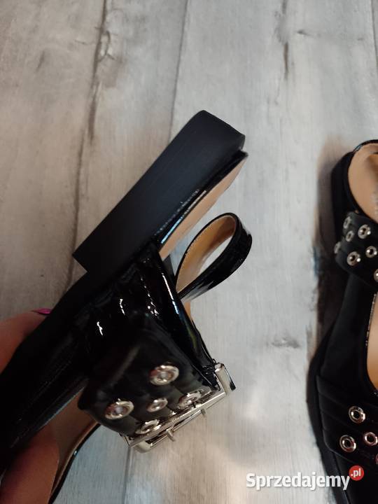 42 Czarne bogato zdobione baleriny z odkrytą Moda i Styl Kraków