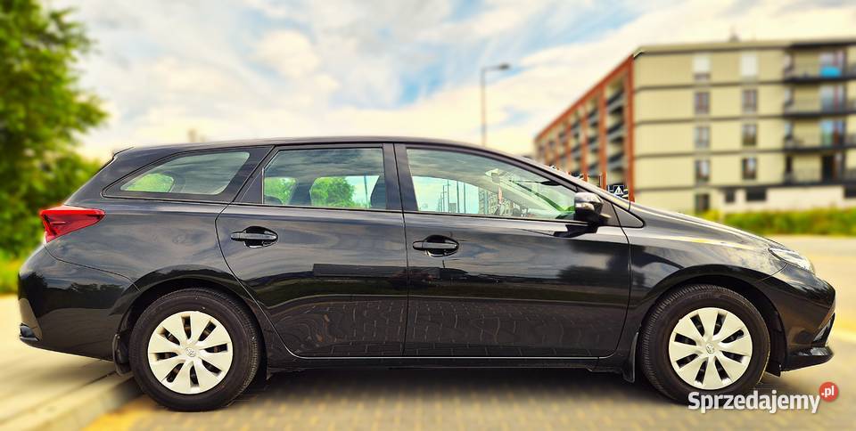 Toyota Auris Kombi 16 Active 2017 światła do jazdy dziennej Warszawa