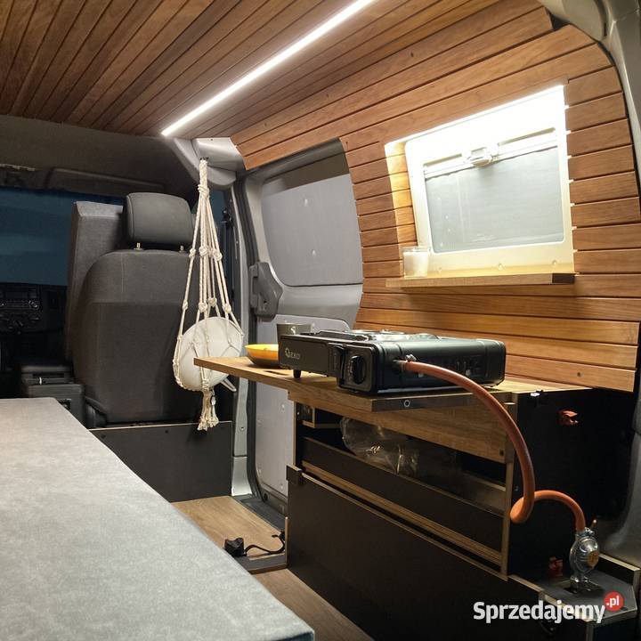Zabudowa kempingowa turystyczna mini camper kujawsko-pomorskie Bydgoszcz