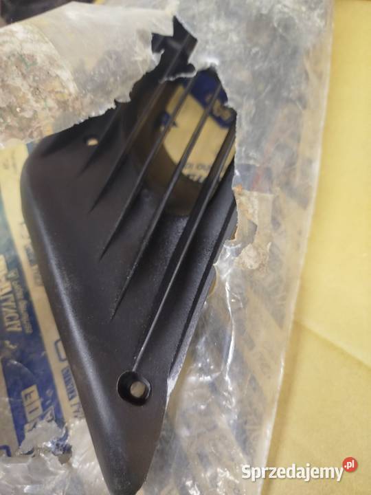 Wlot powietrza boczny Fiat 126p FLEL osobowe