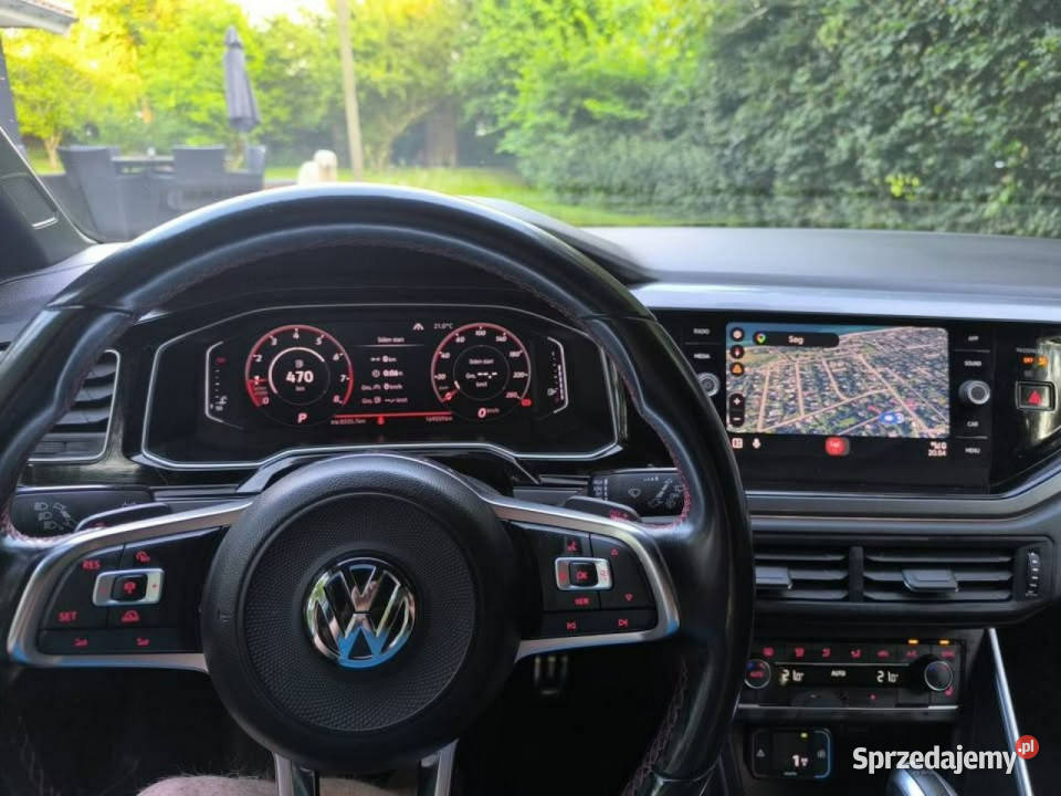 Volkswagen Polo VI 2017 Sadlno
