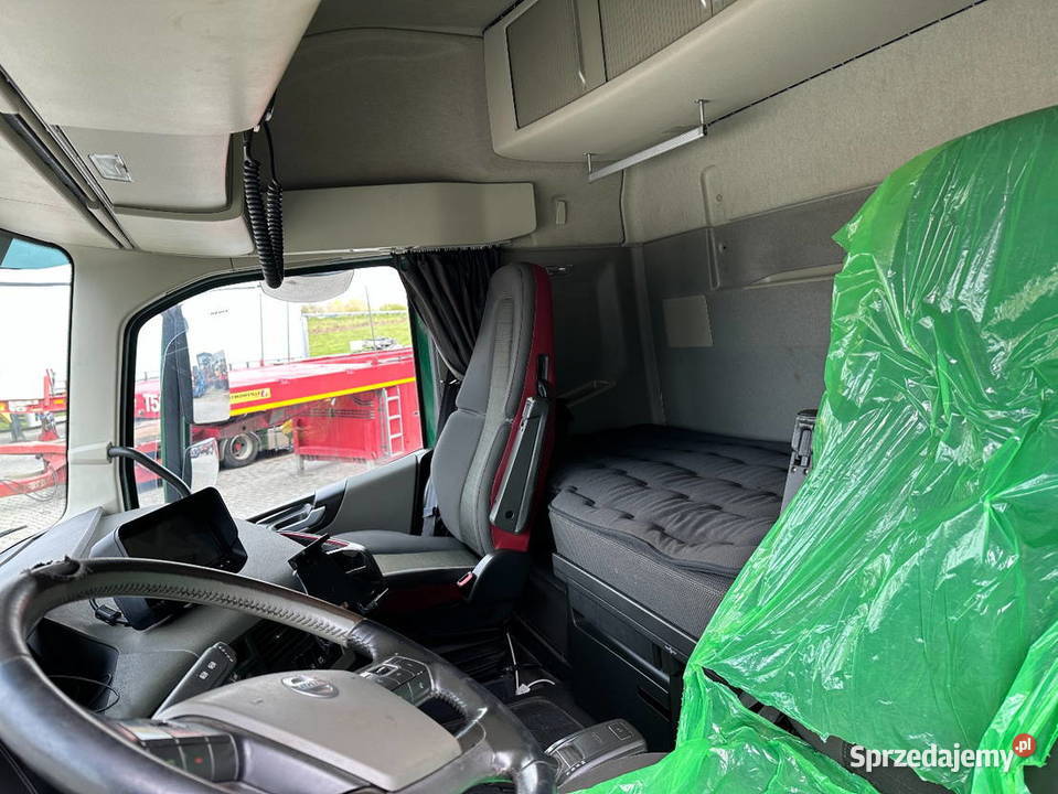 Ciagnik 6x4 ciężki transport 60 to Napęd 2 lub więcej osi Warszawa