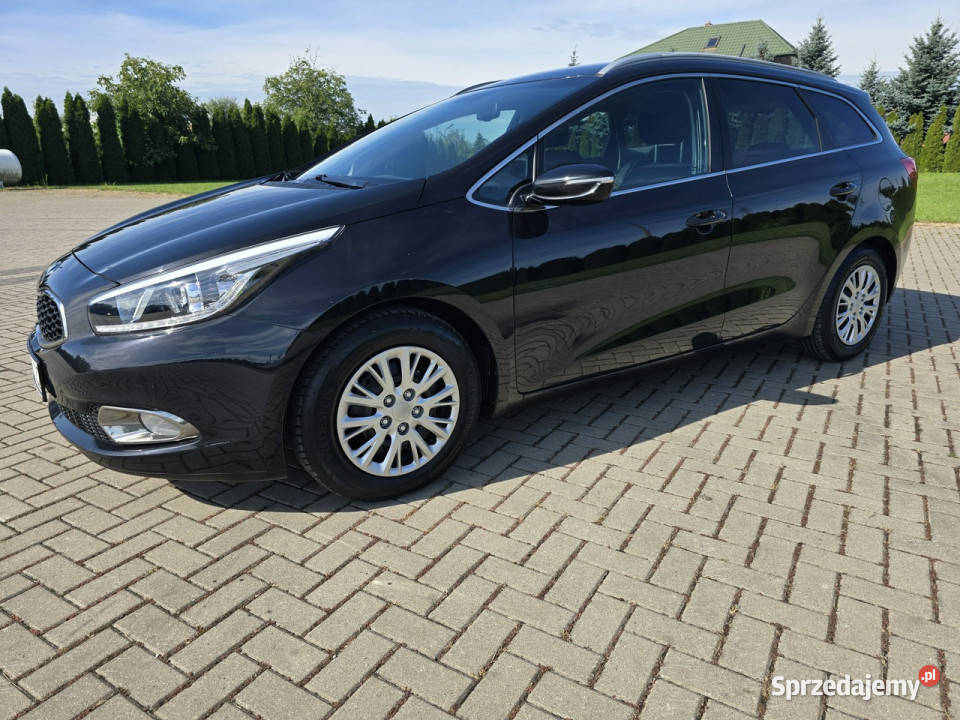 Kia Ceed 16Benzyna SerwisNaviKamera relingi dachowe Kutno