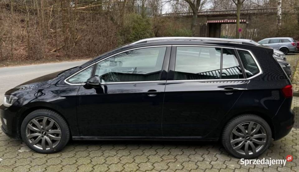 VW Golf Sportsvan Highline Garażowany Golf Sportsvan Kłobuck sprzedam