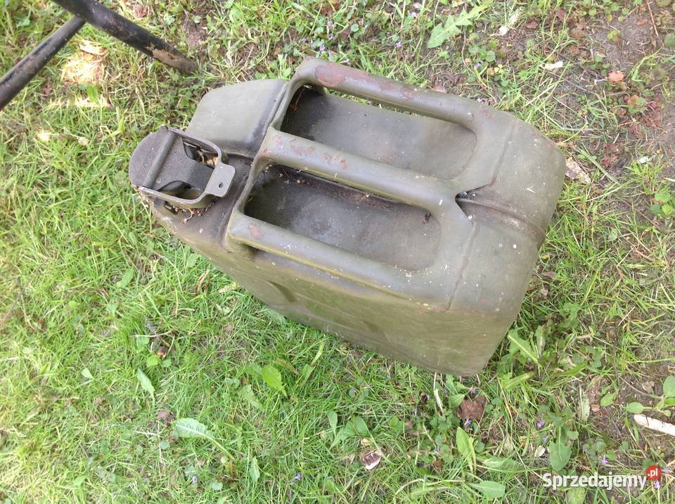 Stary Karnister na benzyne 20 L 1974 Nowa Sól