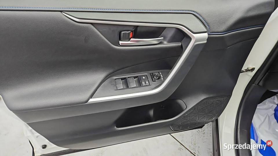 Toyota RAV4 25 Hybrid Comfort 4x2 Z Polskiego podgrzewane fotele RAV4 Warszawa