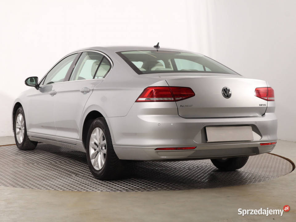 VW Passat 20 TDI światła LED