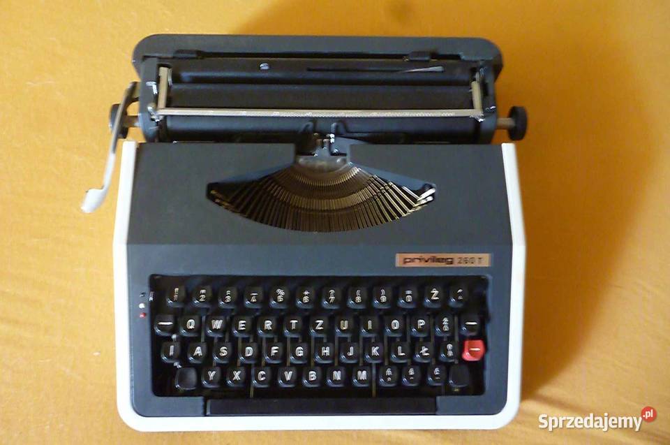 MASZYNA DO PISANIA Z WALIZKĄ PRIVILEG 260T Kraków sprzedam
