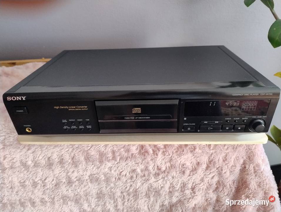 Sony cdp xe model 700 qs