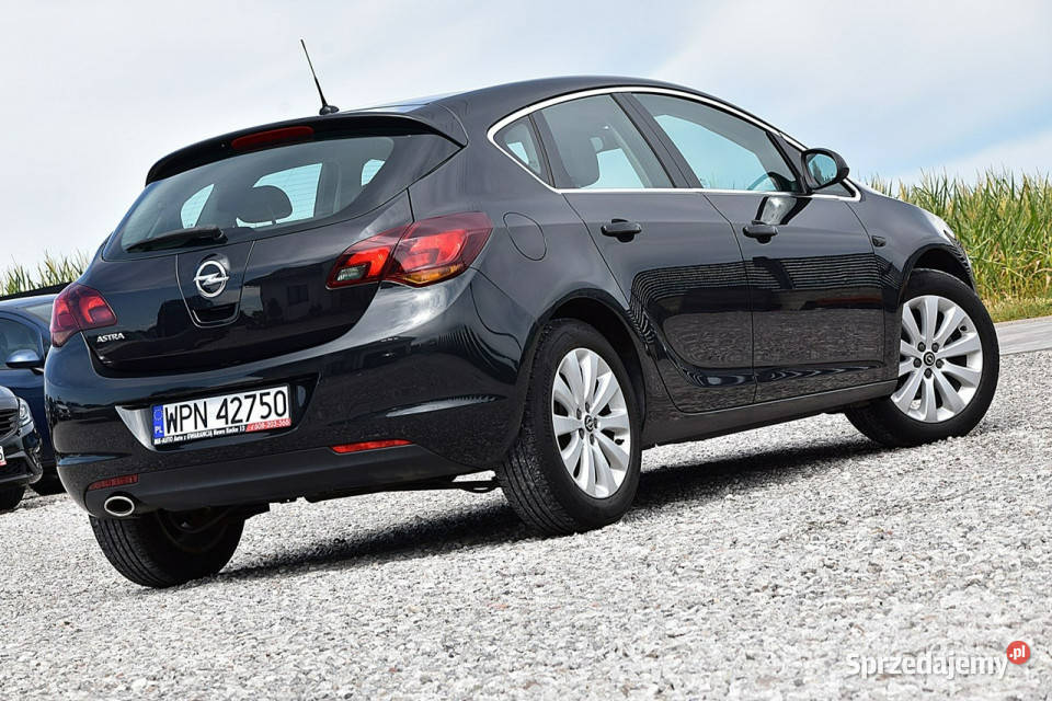 Opel Astra 14T 120 Cosmo Półskóra Navi Gwarancja VAT marża mazowieckie Nowe Kucice
