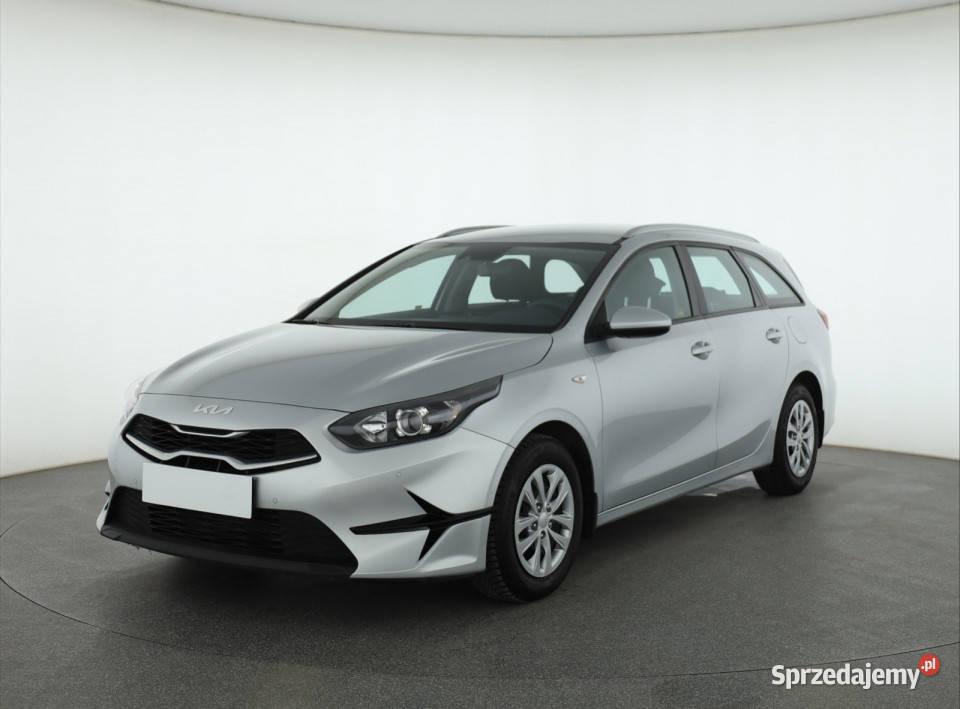 Kia Ceed 15 TGDI asystent pasa ruchu