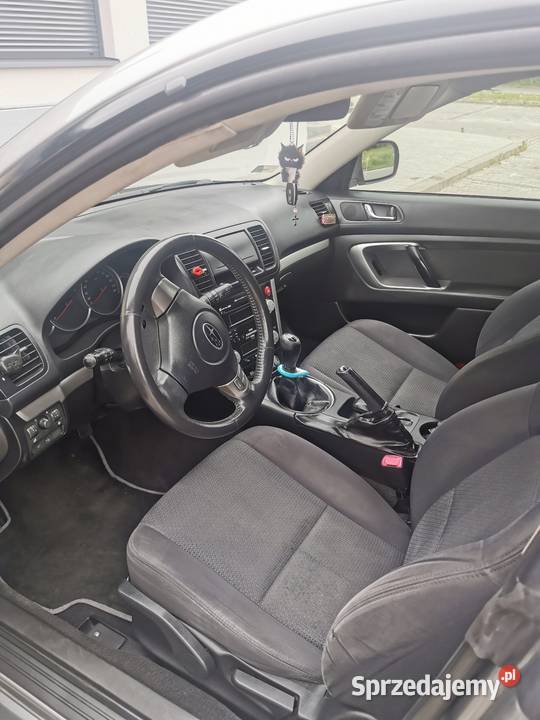 Subaru Legacy 2007 r 20 benzyna 165 plus dwa 165KM Radom sprzedam