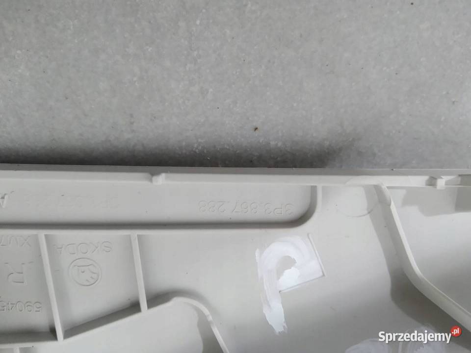 OSŁONA SŁUPKA C PRAWY TYŁ HB 3P3867288 Skoda