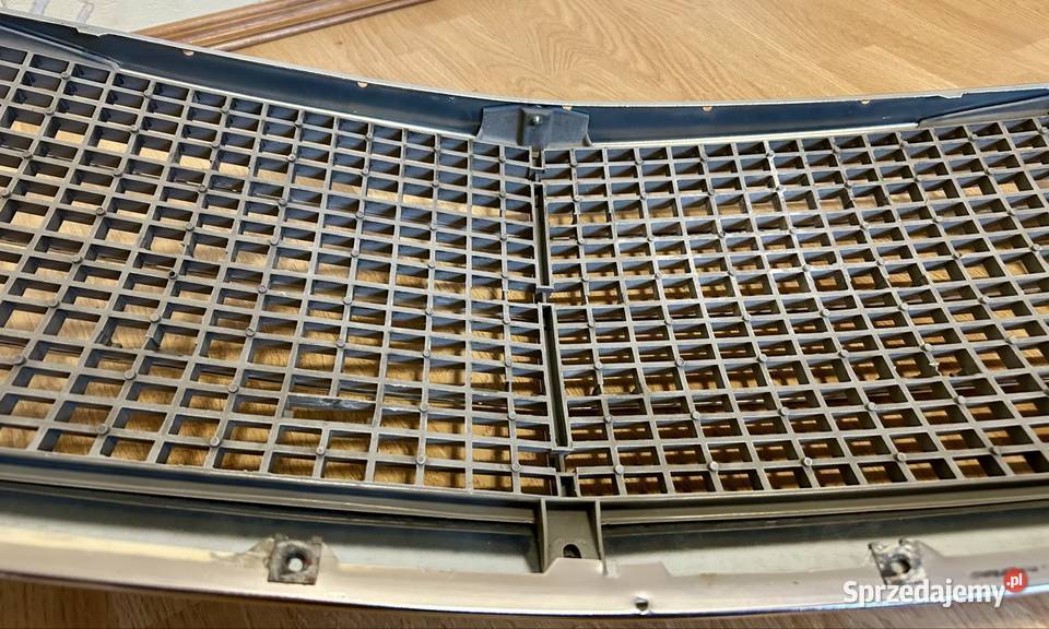 Atrapa chłodnicy grill Mercedes S Klasa W126 osobowe Atrapy Warszawa