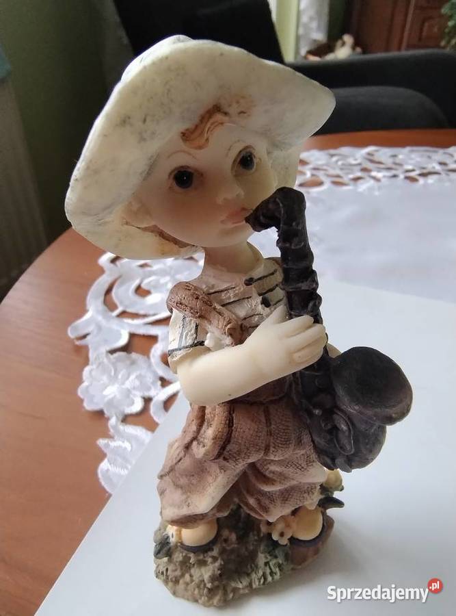 Figurka chłopca z saksofonem Figurki i rzeźby śląskie