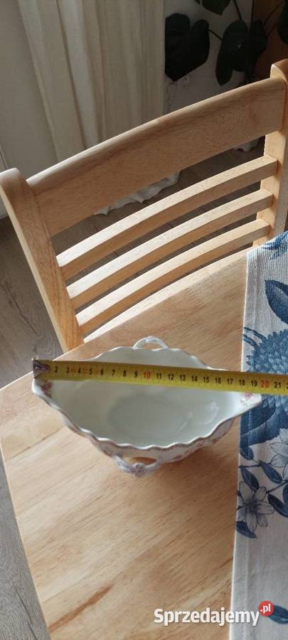 Sprzedam antyczną sosjerkę z porcelany MZ