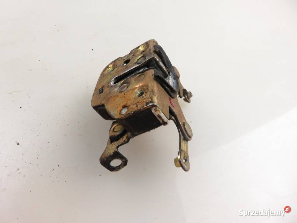 ZAMEK PRAWY PRZEDNI NISSAN PATROL III