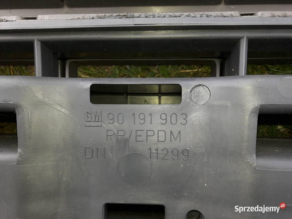 Nowy zderzak Opel Kadett wielkopolskie Oborniki