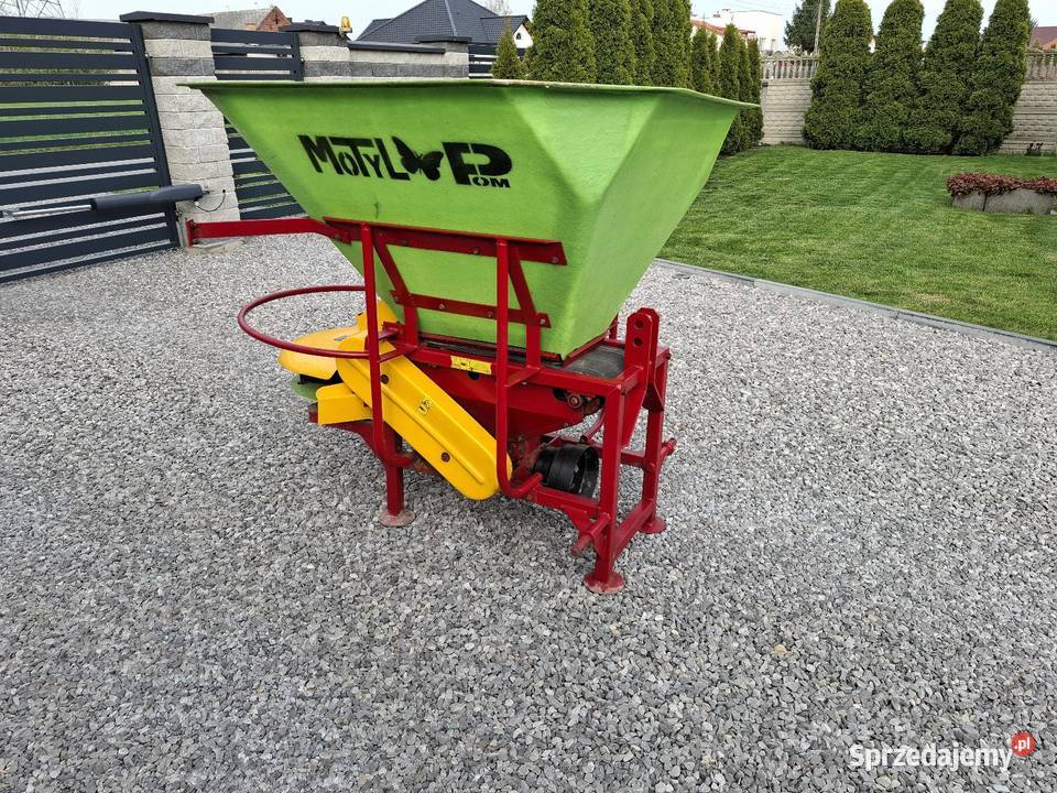 Rozsiewacz do nawozu MOTYL 600 Radom