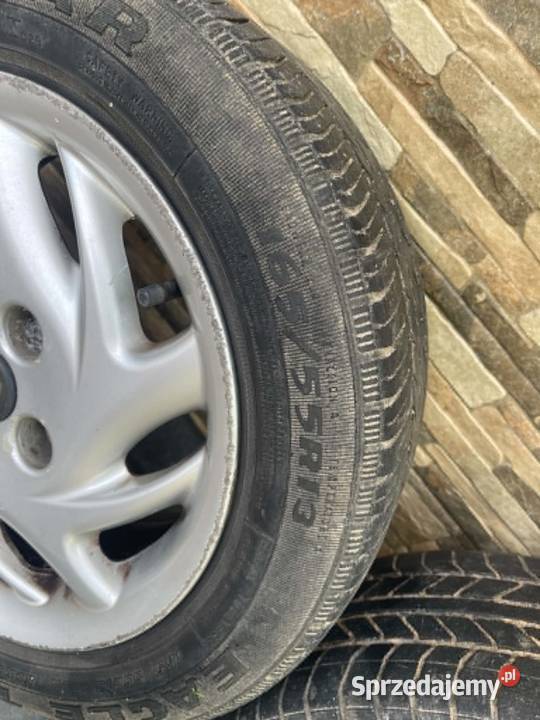 13 SEICENTO ALUFELGI OPONY