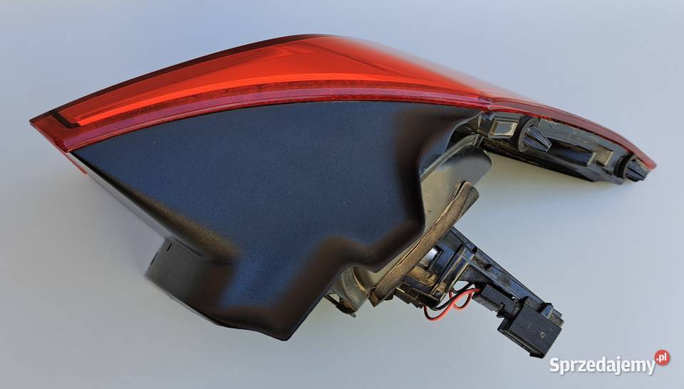 Lampa Tylna Lewa VW Golf VII 7 Hatchback Valeo Mielęcin
