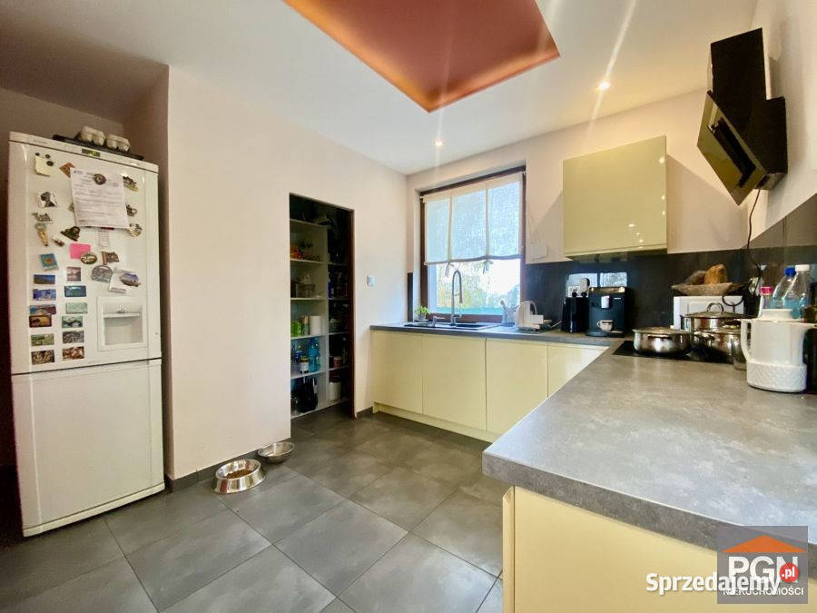 Dom wolnostojący do sprzedania Trzebiatów 225m2