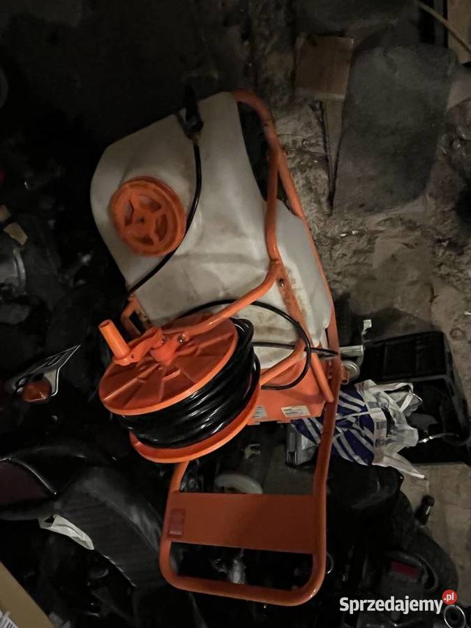 Opryskiwacz do trawników VEVOR z kołami Pozostałe