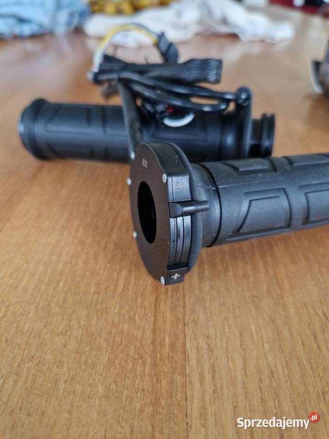 Gdzane manetki motocyklowe 22mm z regulacją Głębowice