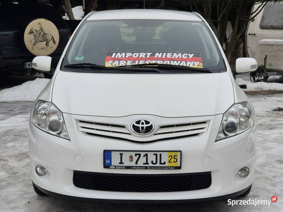 Toyota Auris 2012r Lift 16B 132 1 Właściciel sprzedam