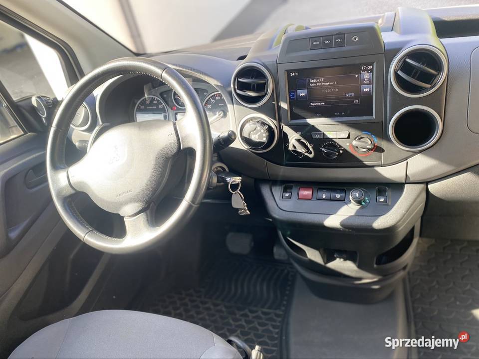 Peugeot Partner II 2016 Diesel Automat Furgon świętokrzyskie Kielce
