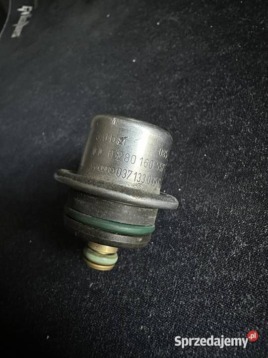 Regulator ciśnienia paliwa 18t 037 133 035c Stalowa Wola