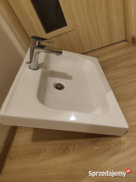Umywalka biała nablatowa 62x51 zlew bateria podkarpackie