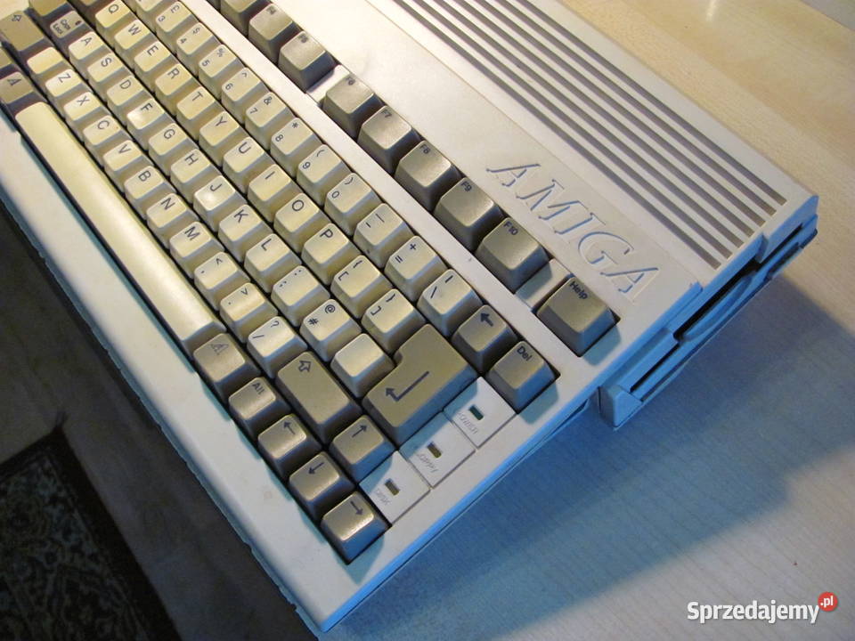 Komputer Amiga 600 pełnosprawny odbiór osobisty Łódź