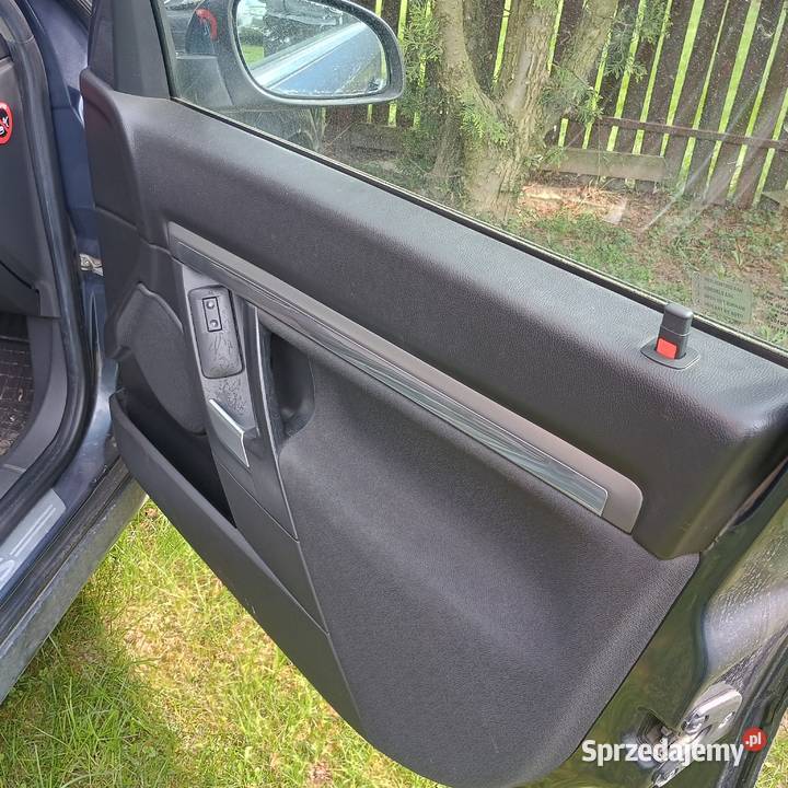 Opel Vectra GTS 19 cdti Caly na Czesci kod lak osobowe Lublin sprzedam