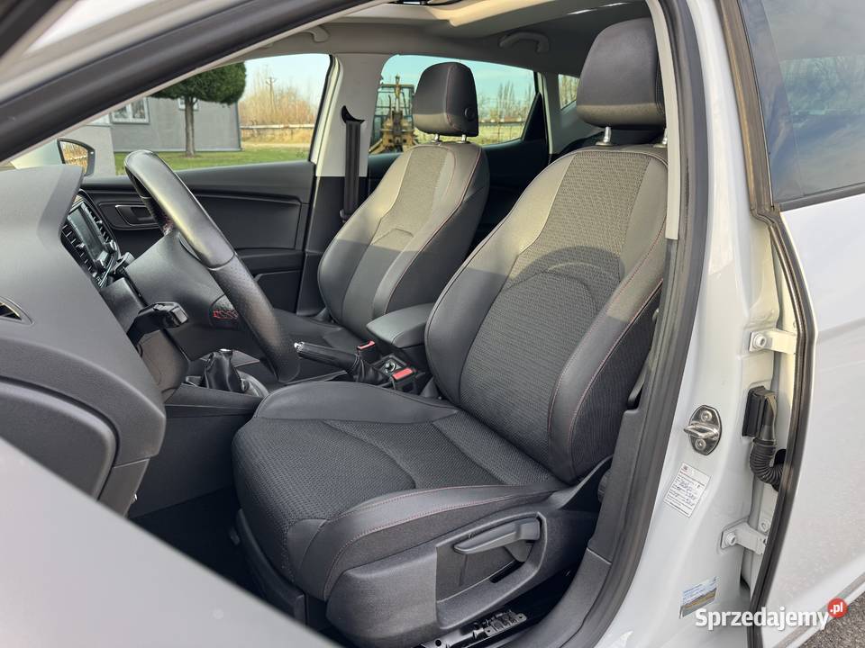 Seat Leon FR 14 BENZYNA Nawigacja Ledy Tempomat manualna Konin