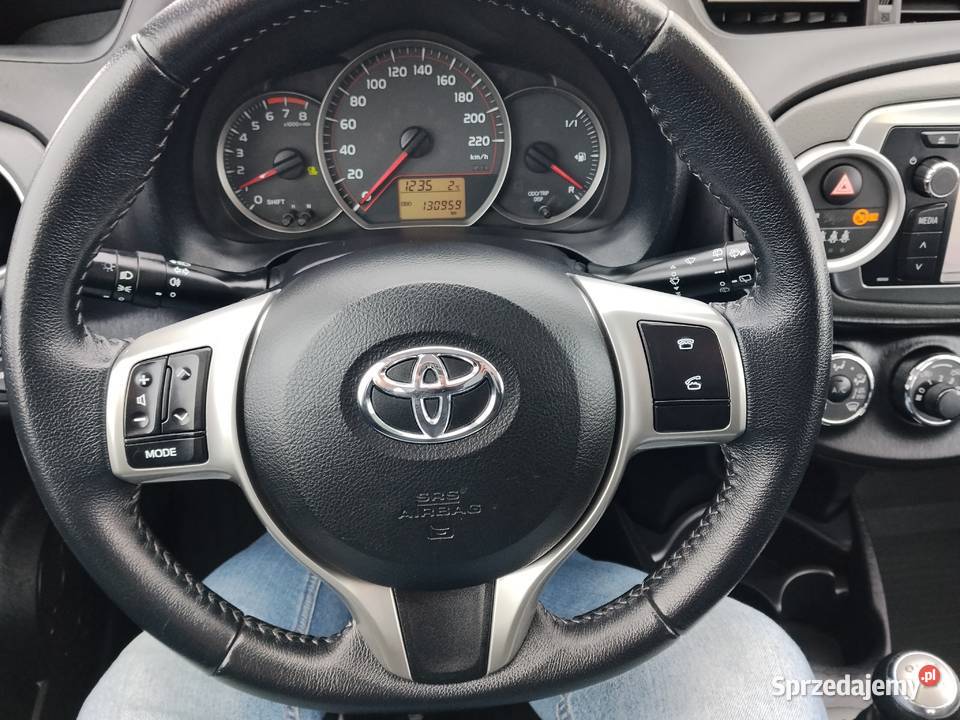 Toyota Yaris III Utrzymana w Ładnym Stanie Wysokie Mazowieckie