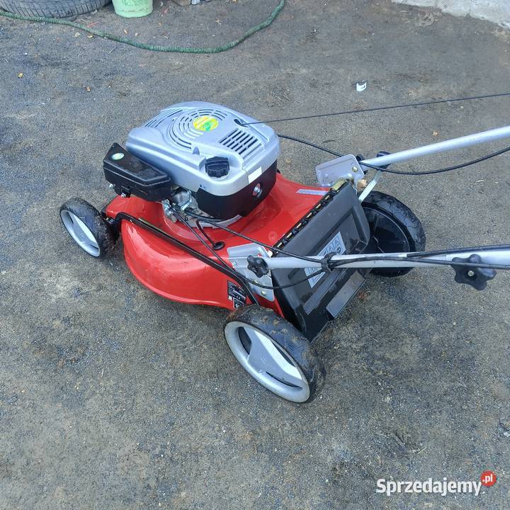 Kosiarka spalinowa Einhel z napędem bez kosza Pielgrzymka