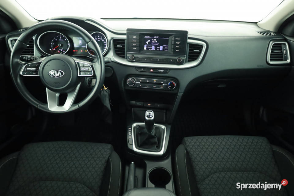 Kia Ceed 16 CRDi MHEV Kombi Piaseczno sprzedam