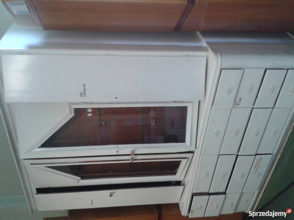 Przedwojenne antyczne meble i akcesoria apteczne Świdnica