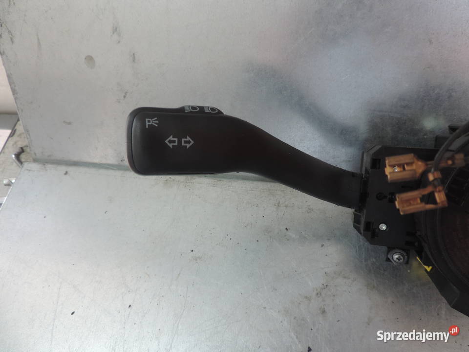 PRZEŁĄCZNIK ZESPOLONY VW GOLF 4 4B0953503F Nowy Sącz